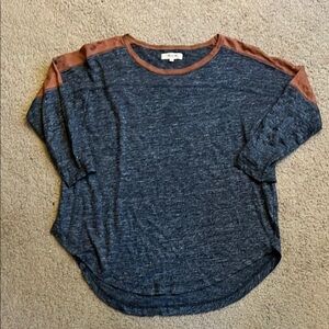 Madewell Jersey style linen top in a charcoal gray